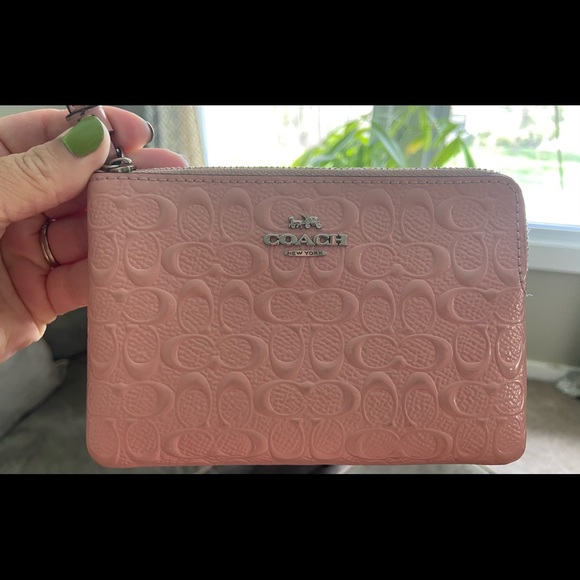 Coach corner zip wristlet - Picture 6 of 6